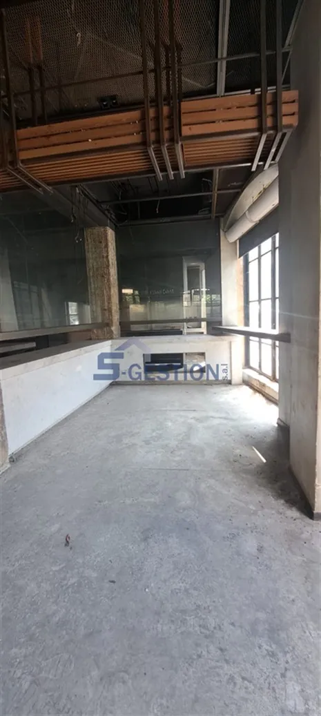 Building for Rent in Gemmayze — الصورة 2