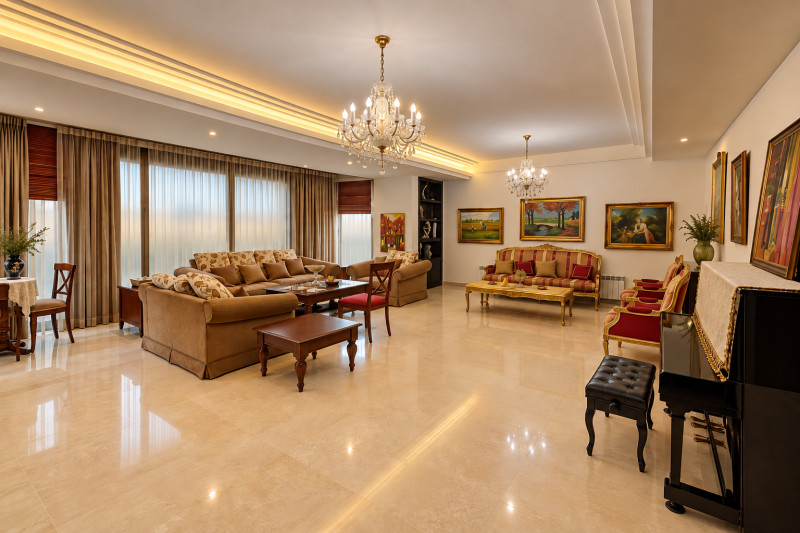 Apartment For Sale In Badaro — الصورة 4