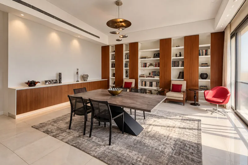 Apartment For Sale In Gemmayzeh — الصورة 3