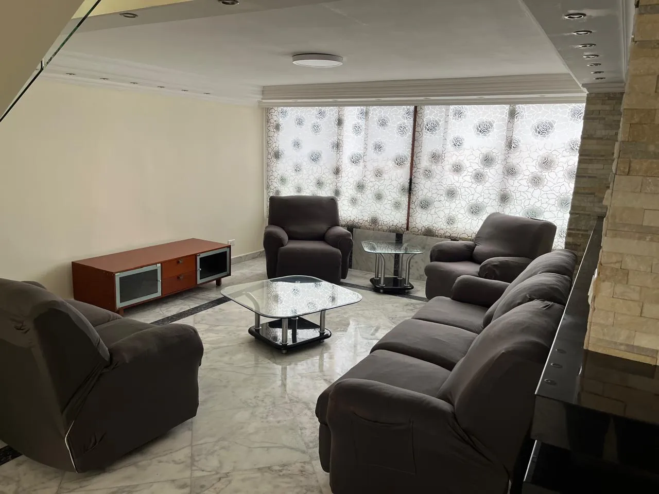 Louaizeh fully furnished duplex for Rent with panoramic view #278 — photo 2
