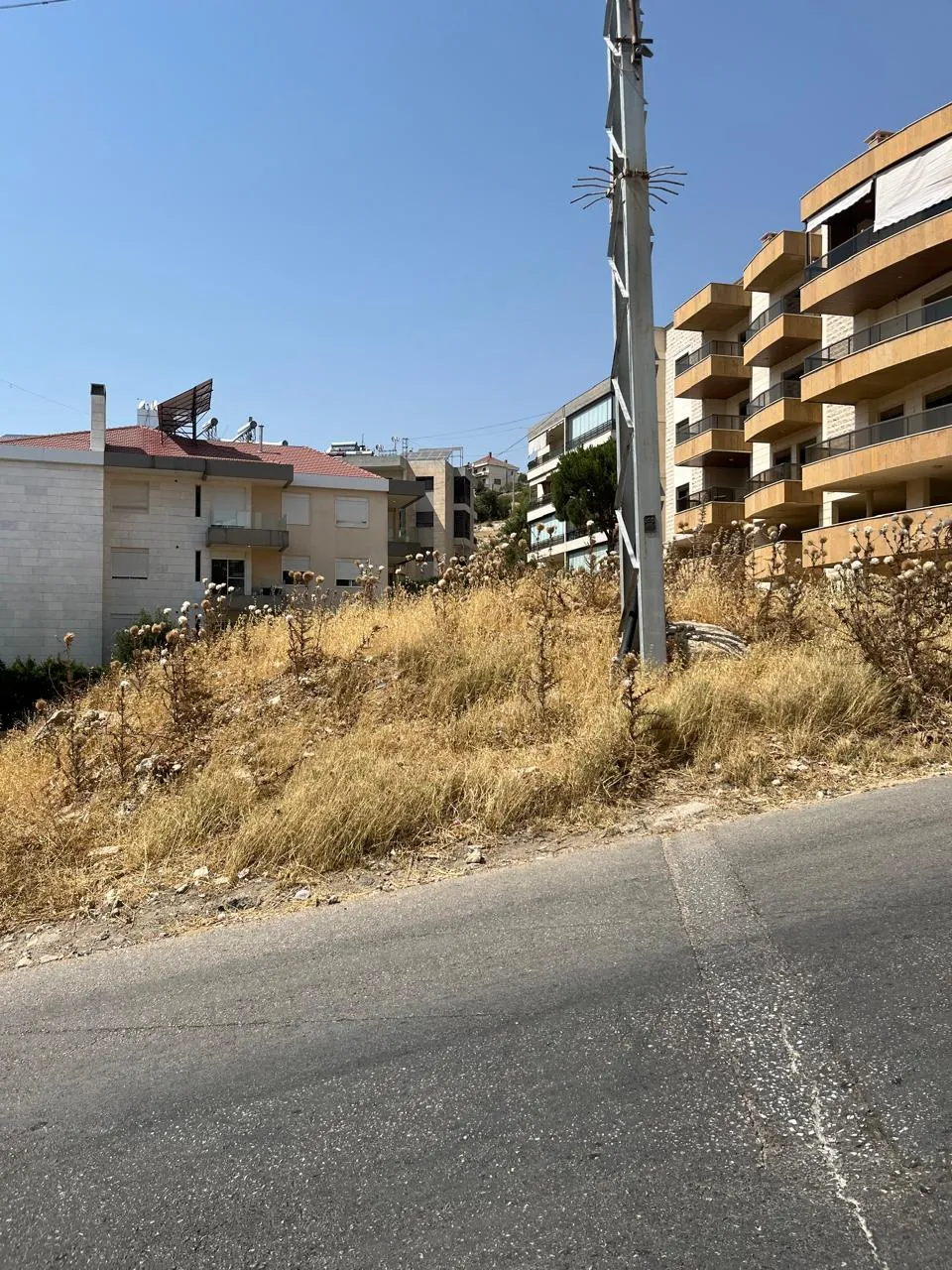 Zahle ain el ghossein land 1011 sqm for Sale prime location #1223