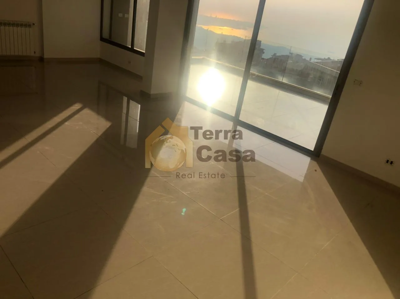 Ballouneh new luxurious 245m apartment with 90m terrace Ref#1759 — photo 5