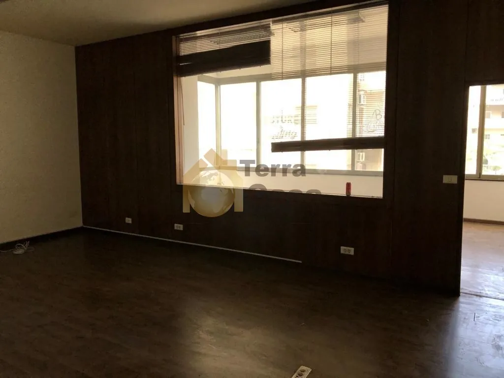 Jal El Dib office 80 sqm for Sale prime location. Ref# 1774 — photo 4