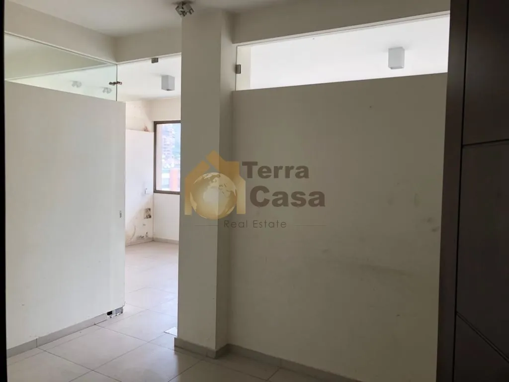 Jal El Dib office 170 sqm for Sale prime location. Ref# 1772 — photo 2