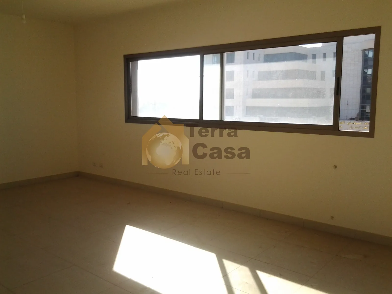Haouch el omara office 75 sqm for Rent prime location #1850 — الصورة 2