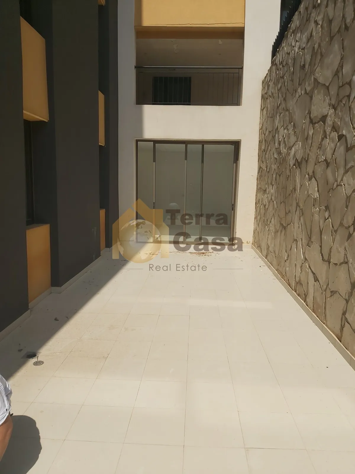 Dbayeh apartment for Sale with 225 sqm terrace and garden #1924 — photo 4