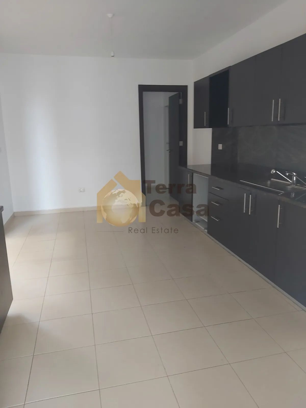 Dbayeh apartment for Sale with 225 sqm terrace and garden #1924 — photo 5