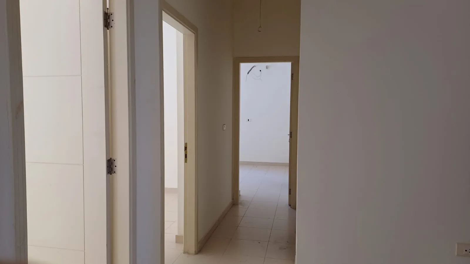 Deek el mehdi luxurious apartment with 86 sqm terrace for Rent Ref#2216 — الصورة 5