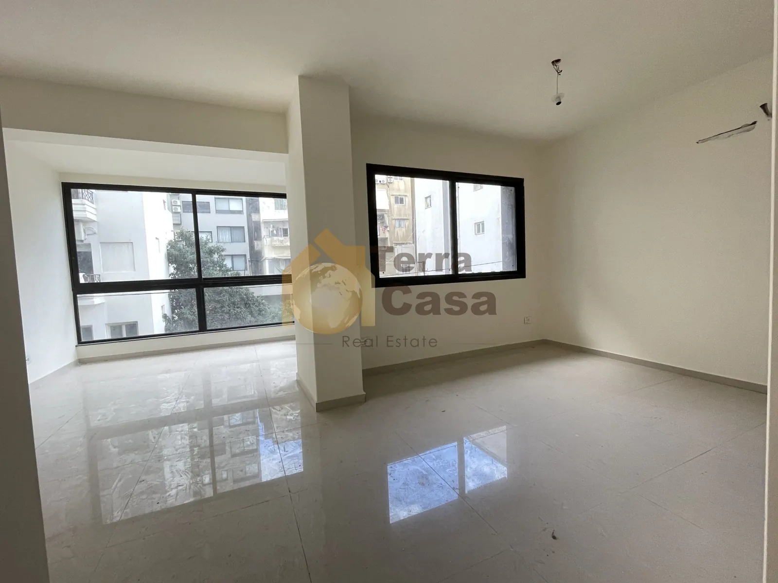Ashrafieh apartment for Sale 100 sqm for 650 000$