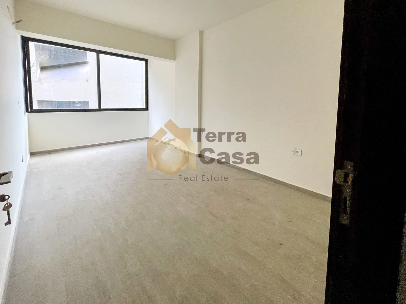 Ashrafieh apartment for Sale 100 sqm for 650 000$ — photo 2