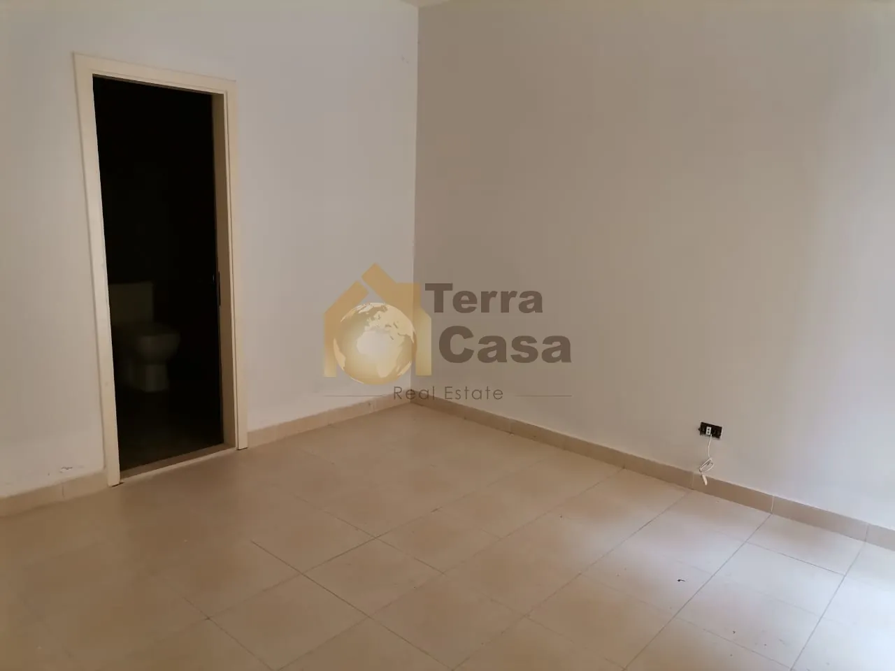 Hboub apartment with 160 sqm terrace and garden Ref#2561 — الصورة 3