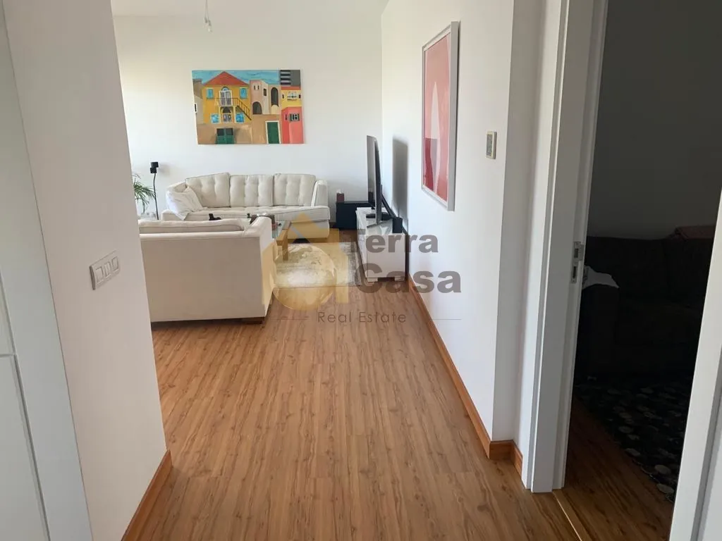 Luxurious Apartment in achrafieh Ref# 2811 — photo 3