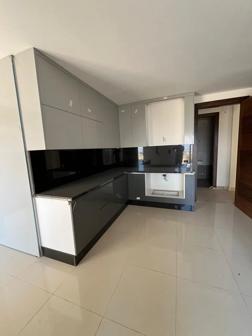 Ksara apartment 300m for Sale with 309 sqm garden, open view #362 — photo 2