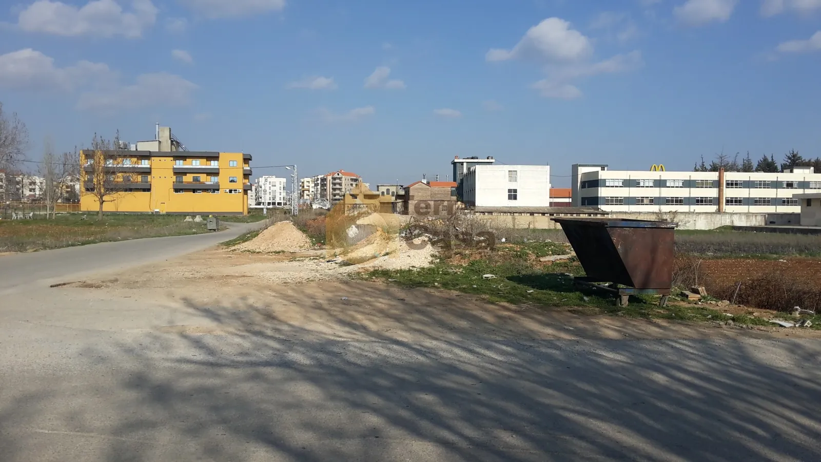 Haouch el omara land 1139 sqm prime location cash payment. Ref#145