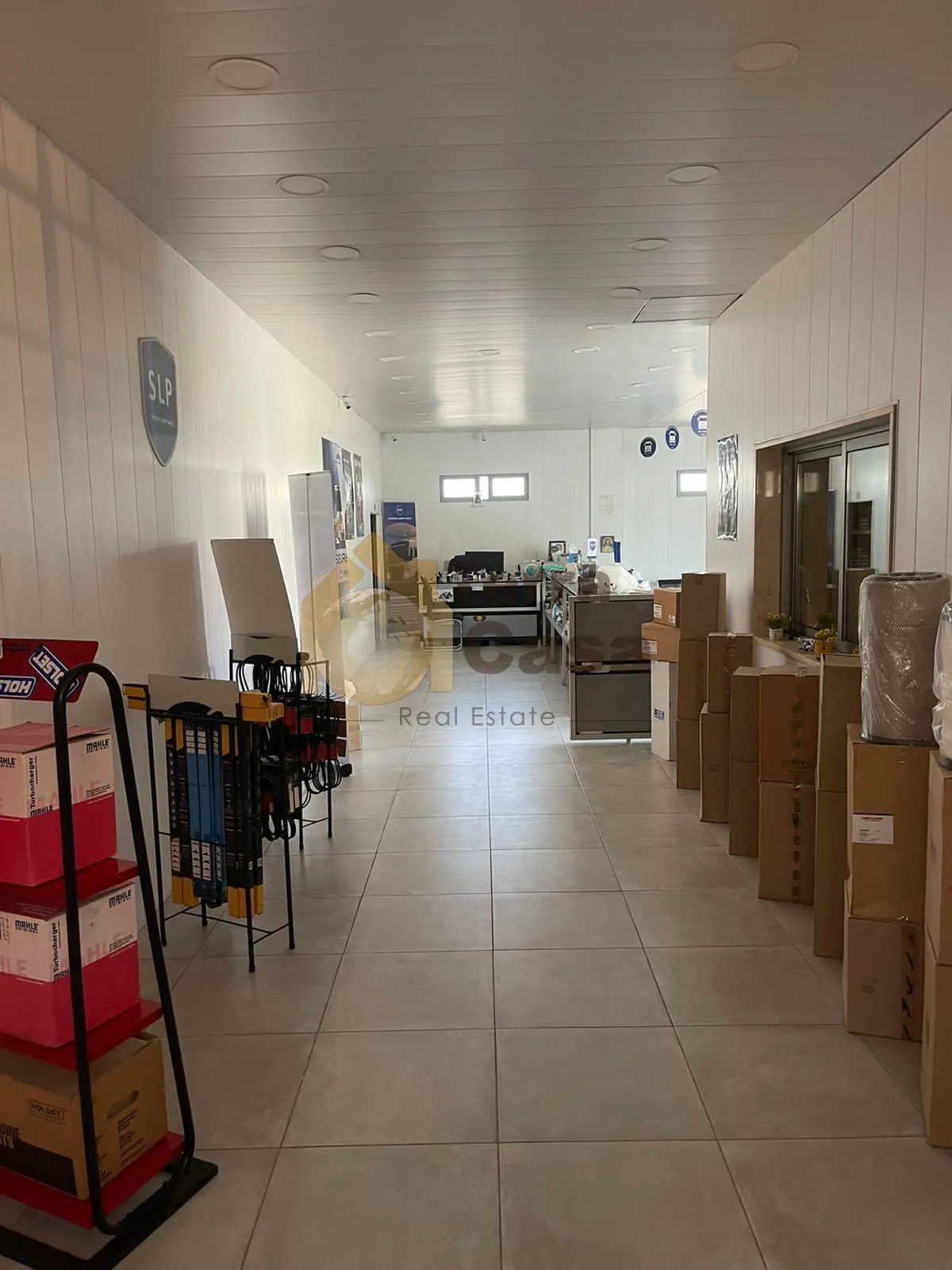 Zahle madina el sinayia hangar with 1008 land for Sale prime location