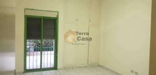 Zahle haouch el omara apartment for Rent with terrace Ref#4714