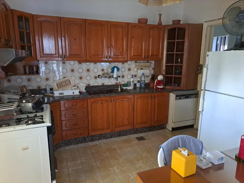Rmeil, achrafieh, fully furnished apartment for Rent prime location — الصورة 2
