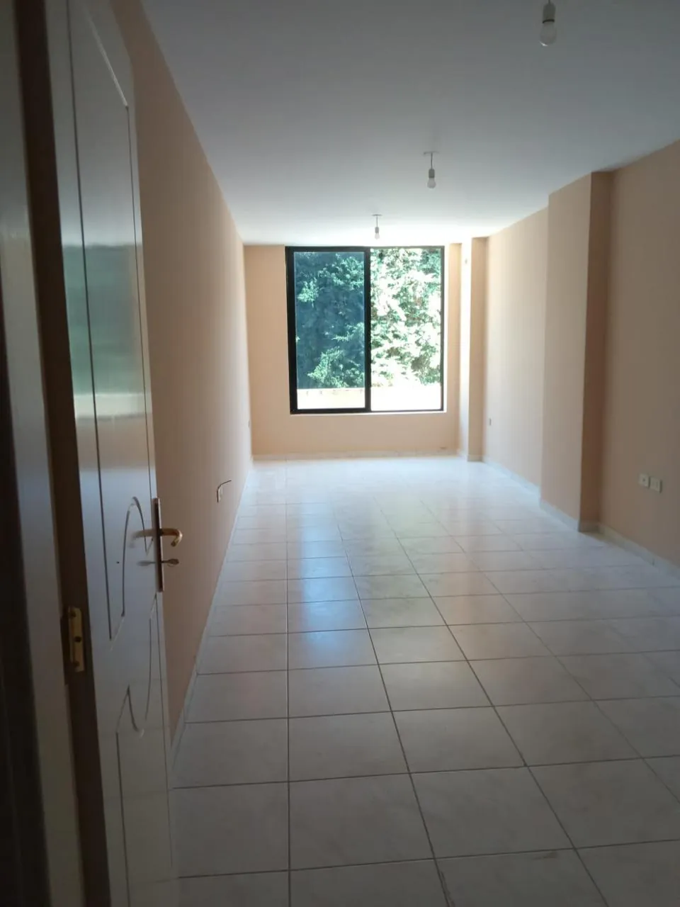 Zahle main boulevard office 100 sqm for Rent Ref#5496