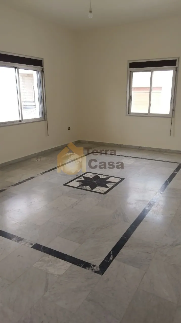 Haouch el zaraane 210 sqm apartment for Sale overlooking zahle Ref#5883