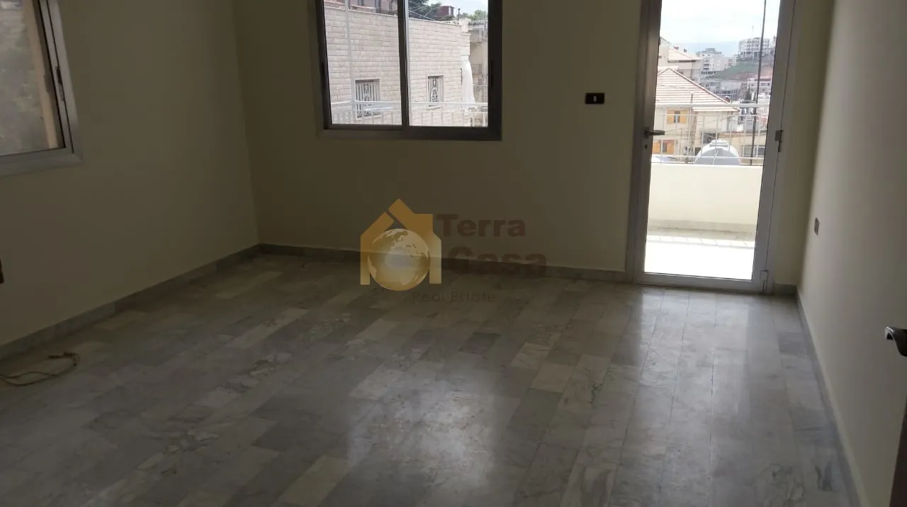 Haouch el zaraane 210 sqm apartment for Sale overlooking zahle Ref#5883 — الصورة 4