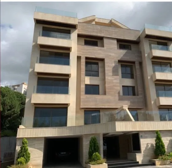 Mtayleb apartment 277 sqm + 72 sqm garden payment facilities Ref#5921
