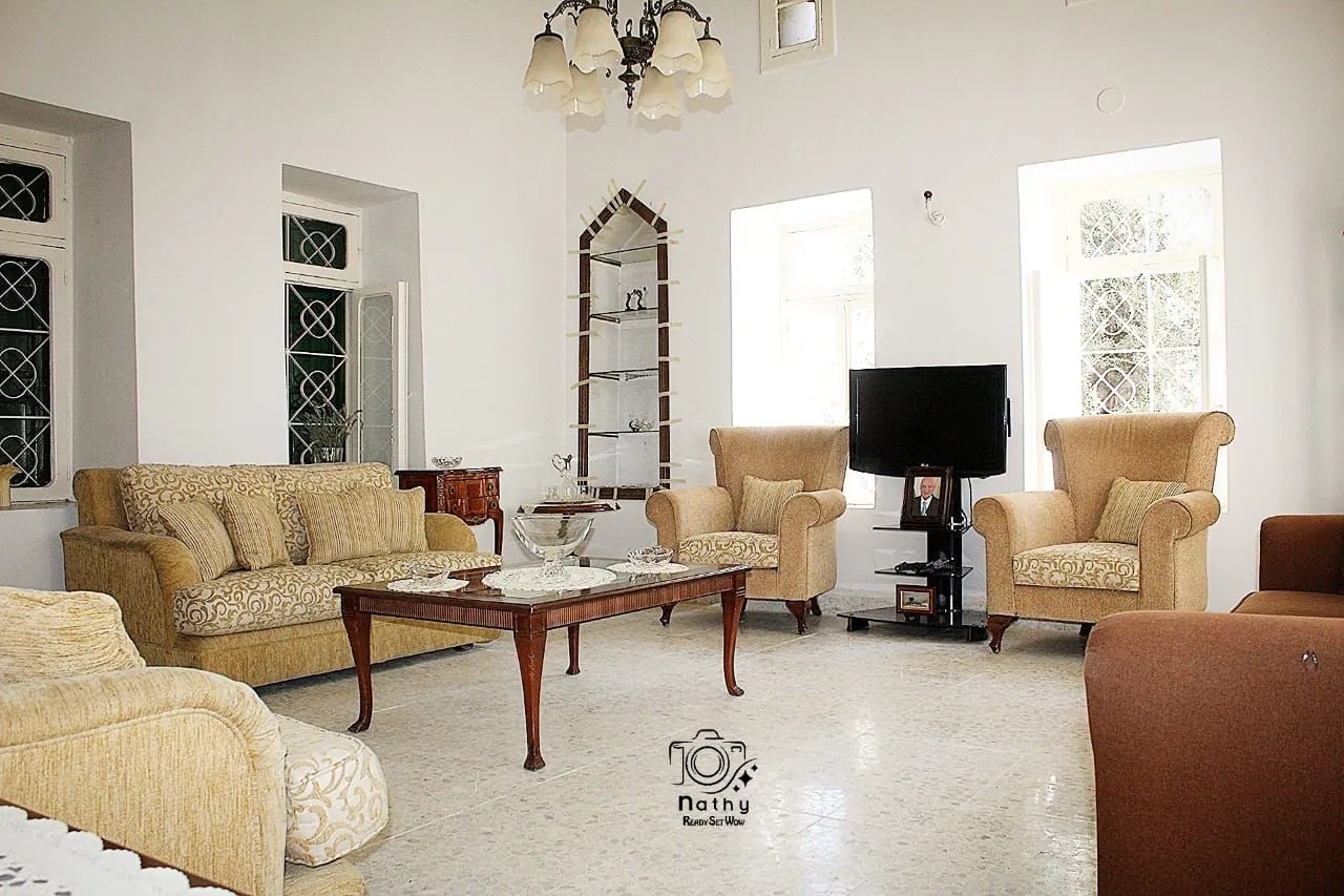 Zahle Mar Elias fully furnished apartment for Rent Ref#6014