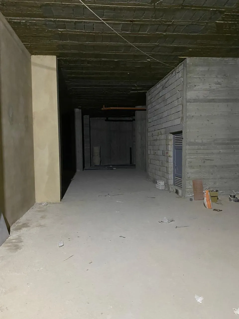 Zahle el midan warehouse 700m private entrance for Rent Ref#6147 — الصورة 5