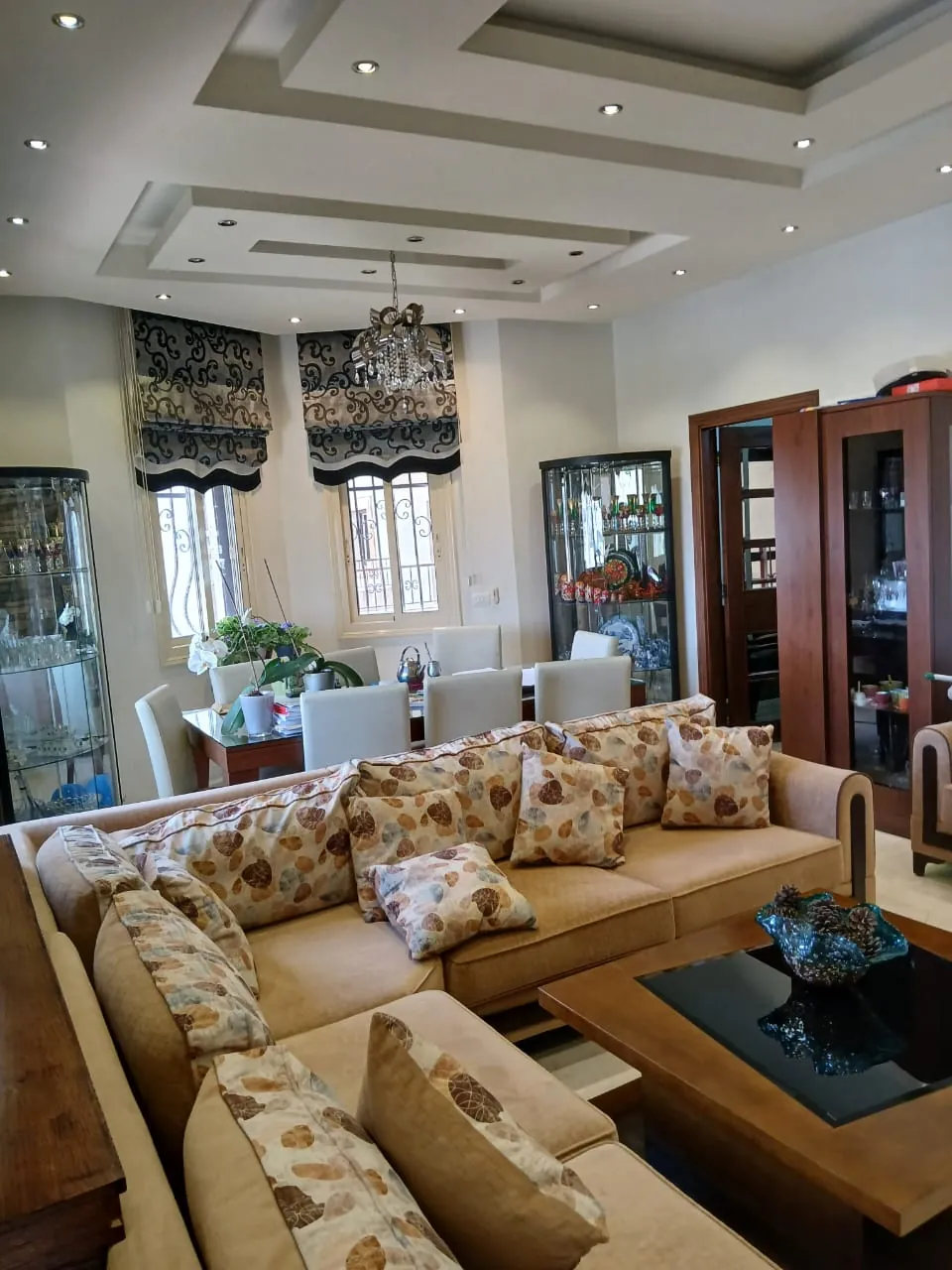 Ksara furnished and decorated apartment prime location Ref#6172 — photo 2