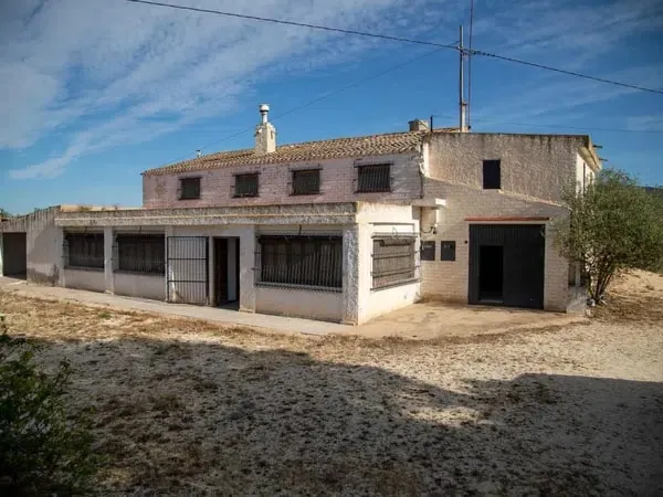 Spain Alicante cave house + house with land & pool+ winery RML-01557