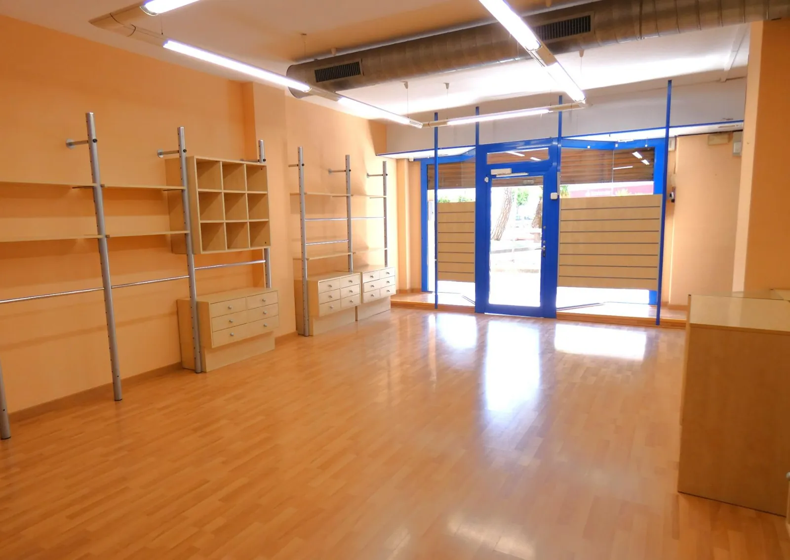 Spain shop in Barcelona, prime location UNIQUE OPPORTUNITY PR-00213 — الصورة 4