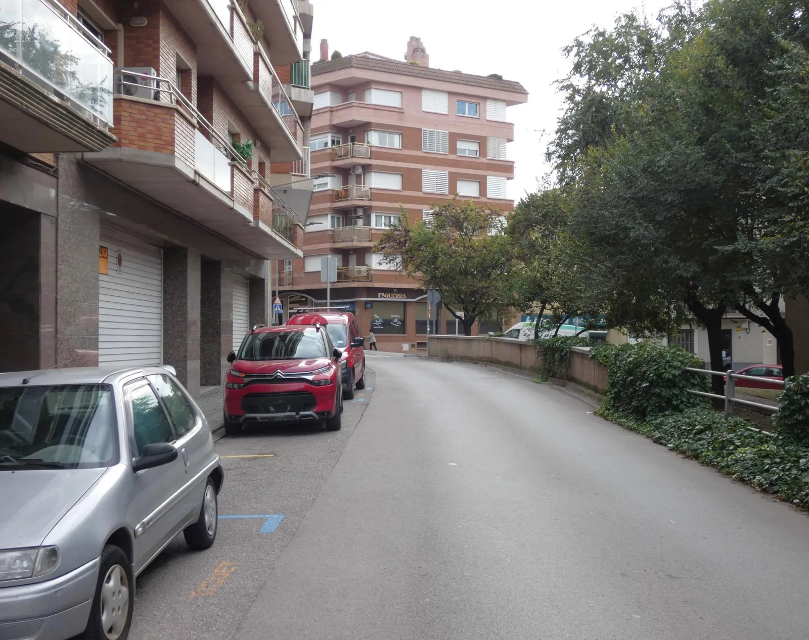 Spain Commercial premises in Manresa, Barcelona prime location PR-00311