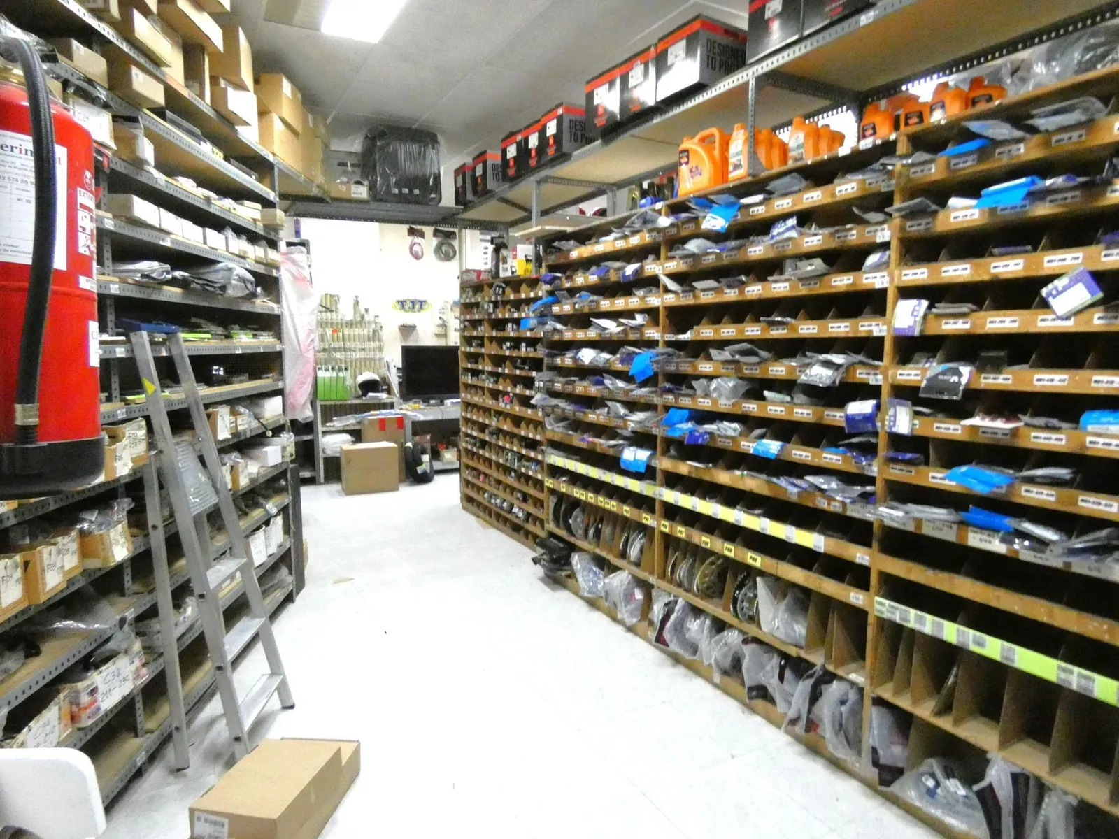 Spain Commercial premises in Manresa, Barcelona prime location PR-00311 — photo 3