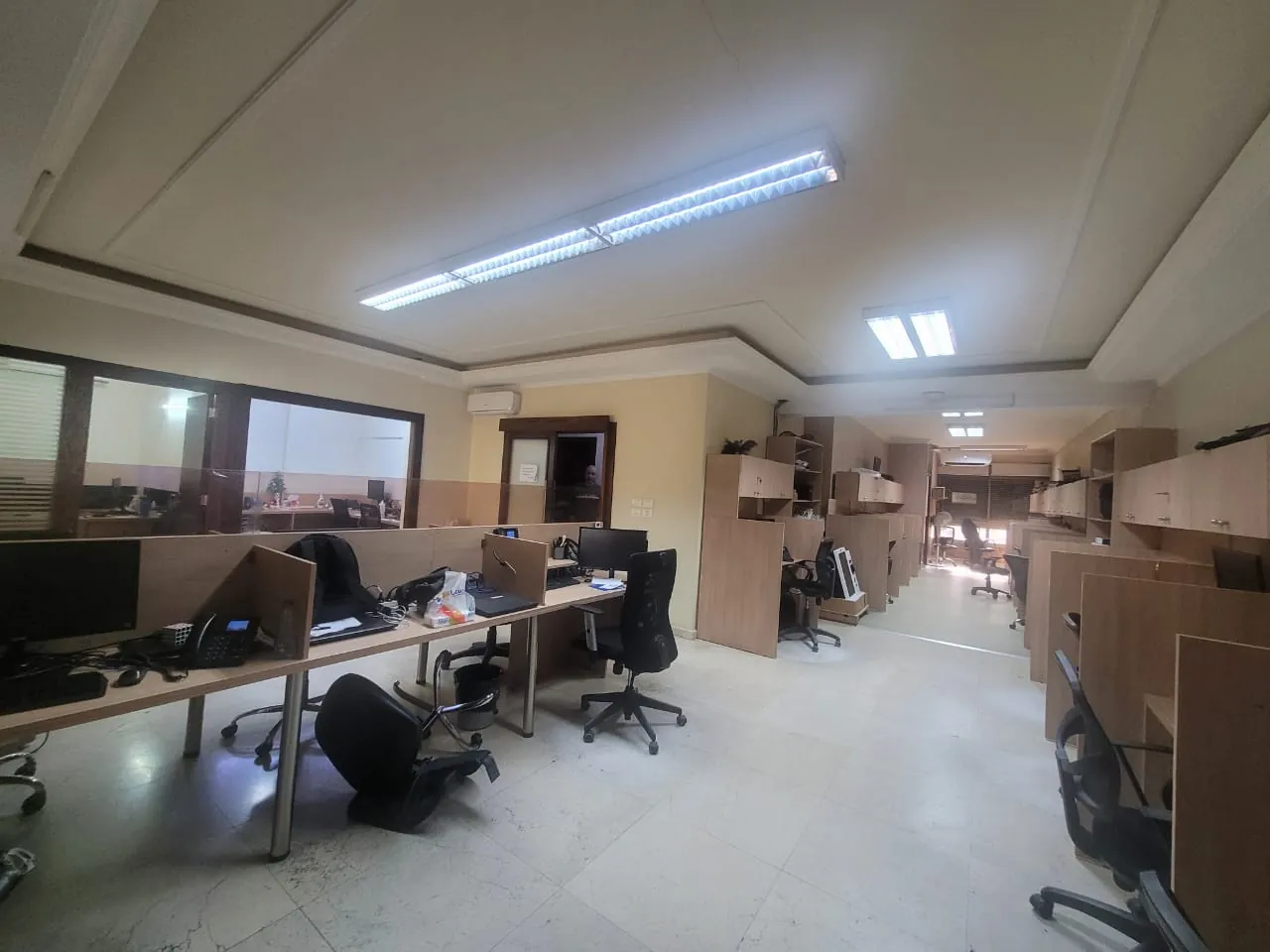 Dbayeh equipped and furnished office for Rent prime location ag-42