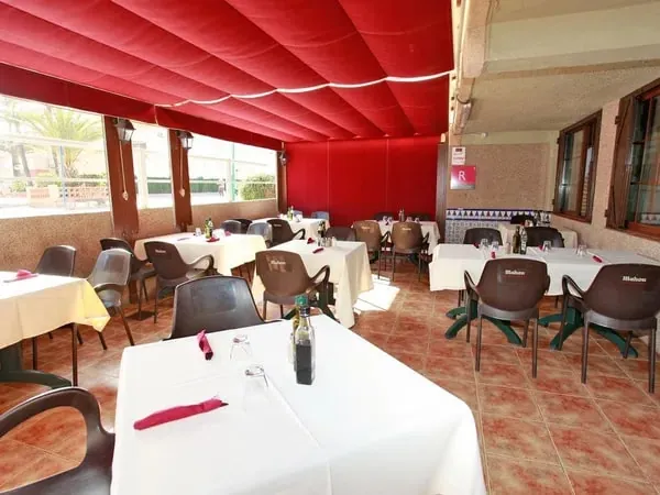Fully equipped hospitality business to start making profits RML-02342 — photo 5