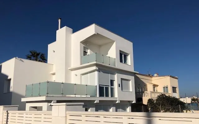 Spain renovated villa 3 floors, privileged location with sea view 003885 — photo 4