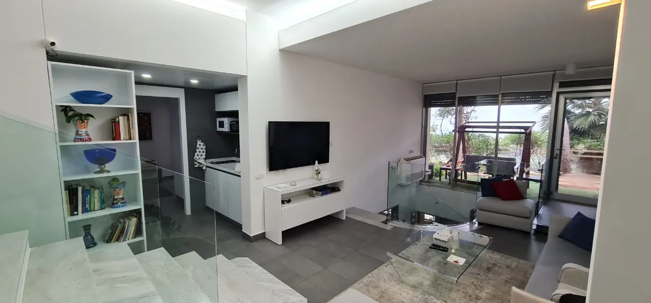 Rabieh villa for Rent open sea view, pool + terraces prime location #ag-44 — الصورة 4