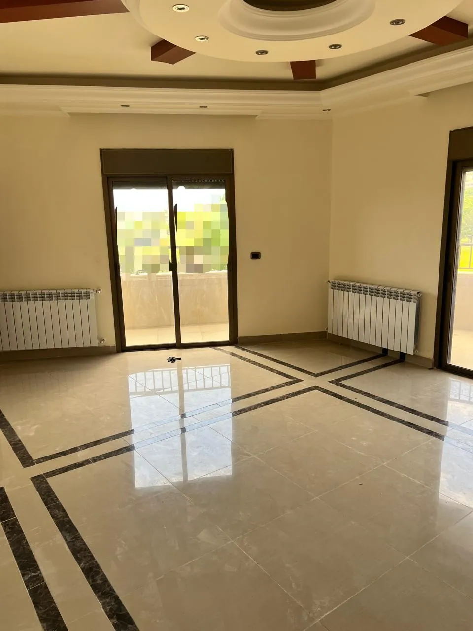 Spacious apartment for Rent in Haouch El Omara Stargate Area #6460 — الصورة 2