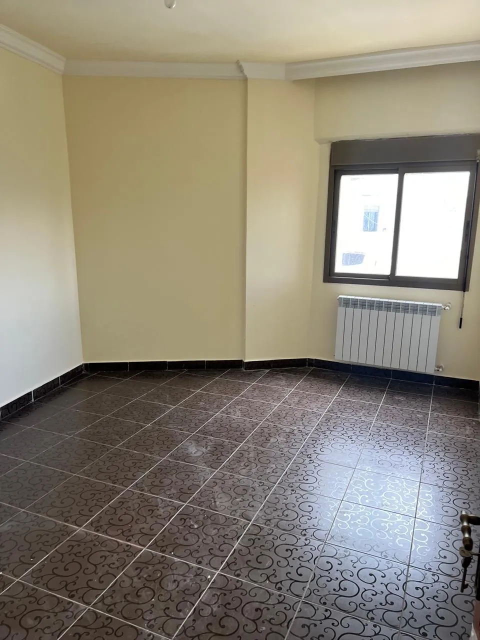 Spacious apartment for Rent in Haouch El Omara Stargate Area #6460 — الصورة 5
