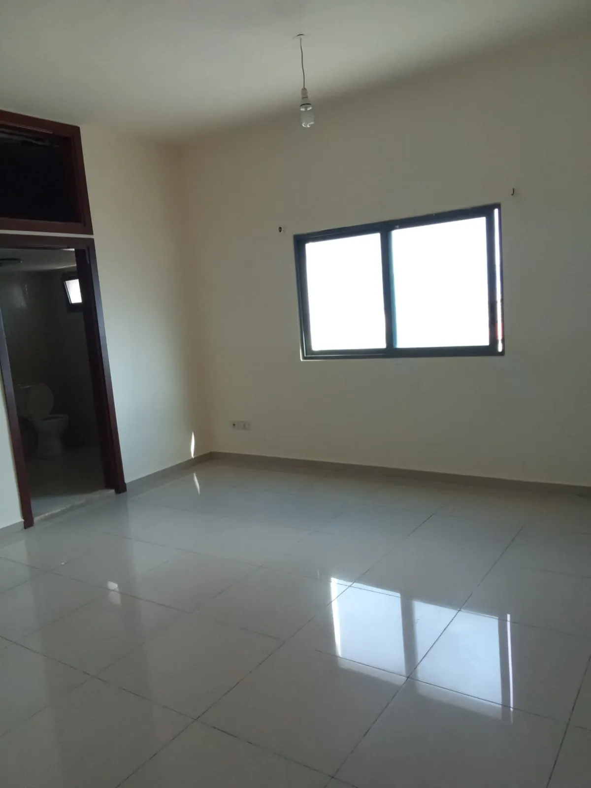 Chtaura office 304 sqm for Rent prime commercial center #6493 — photo 2
