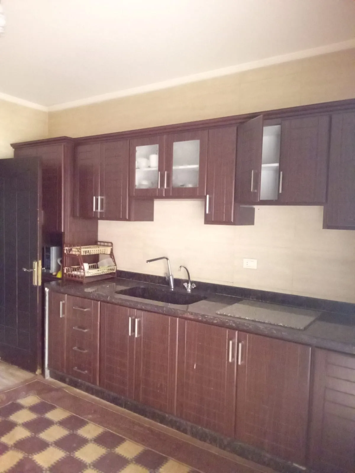 Chtoura fully furnished apartment for Rent prime location Ref#6511 — الصورة 3