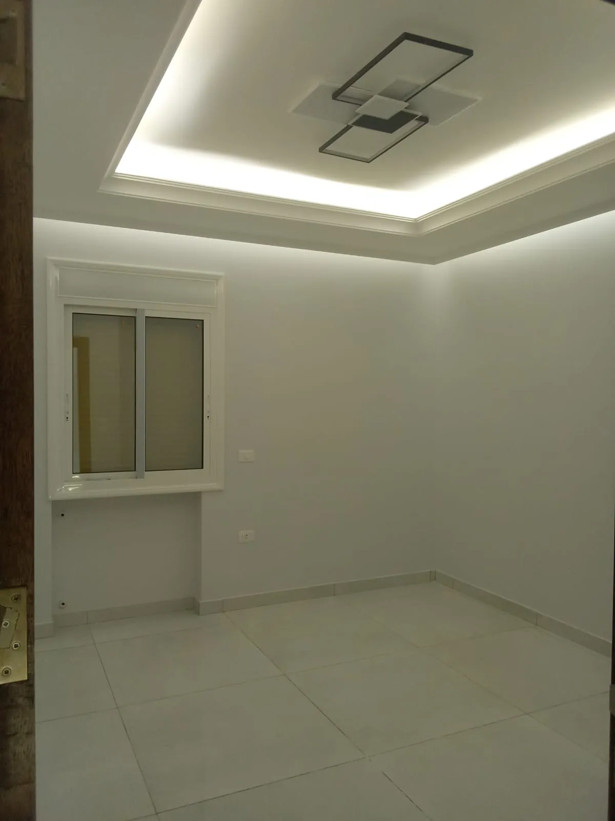 Spacious First-Floor Apartment 160 sqm for Sale in Ksara Ref#6523 — photo 2