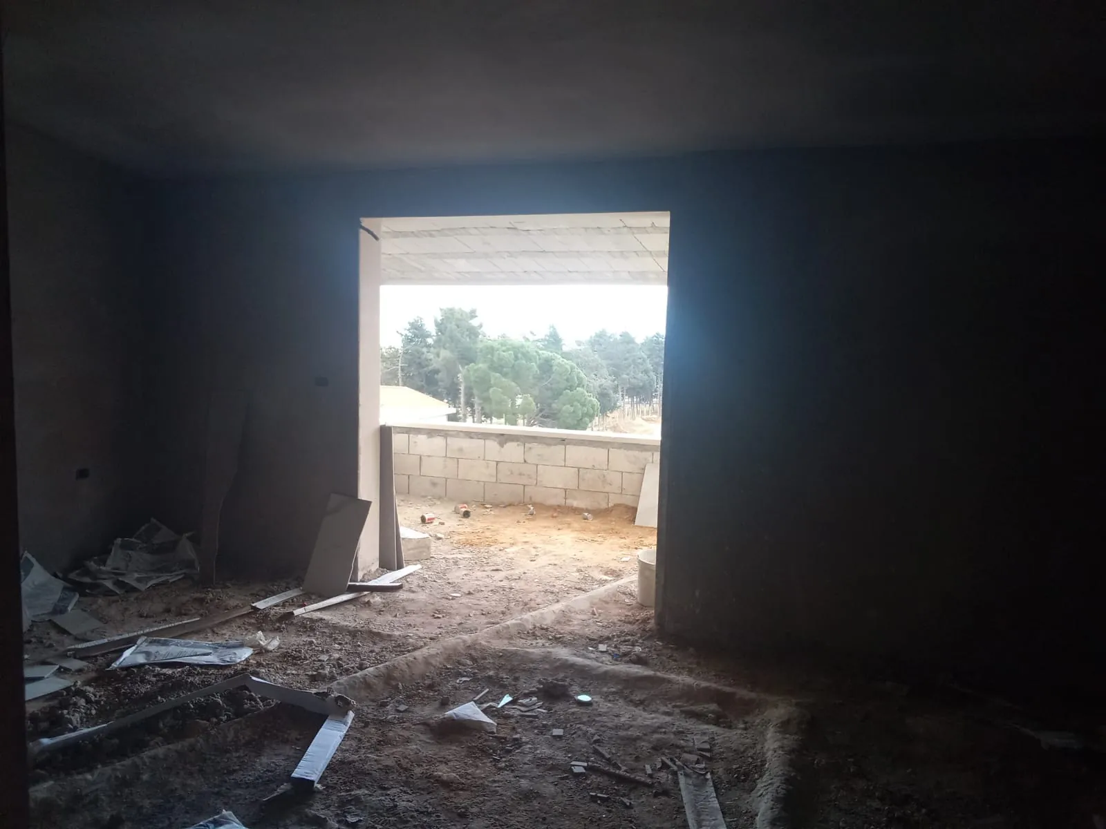 Unfinished Roof Apartment 128 sqm for Sale in New Chtoura #6560