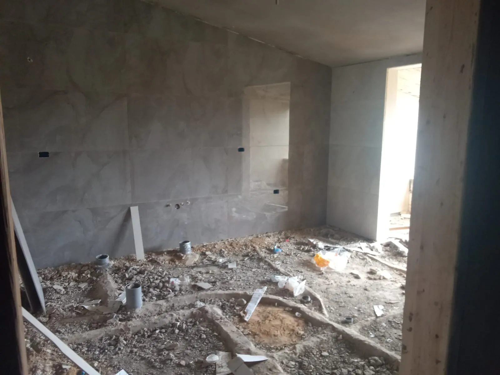 Unfinished Roof Apartment 128 sqm for Sale in New Chtoura #6560 — photo 2