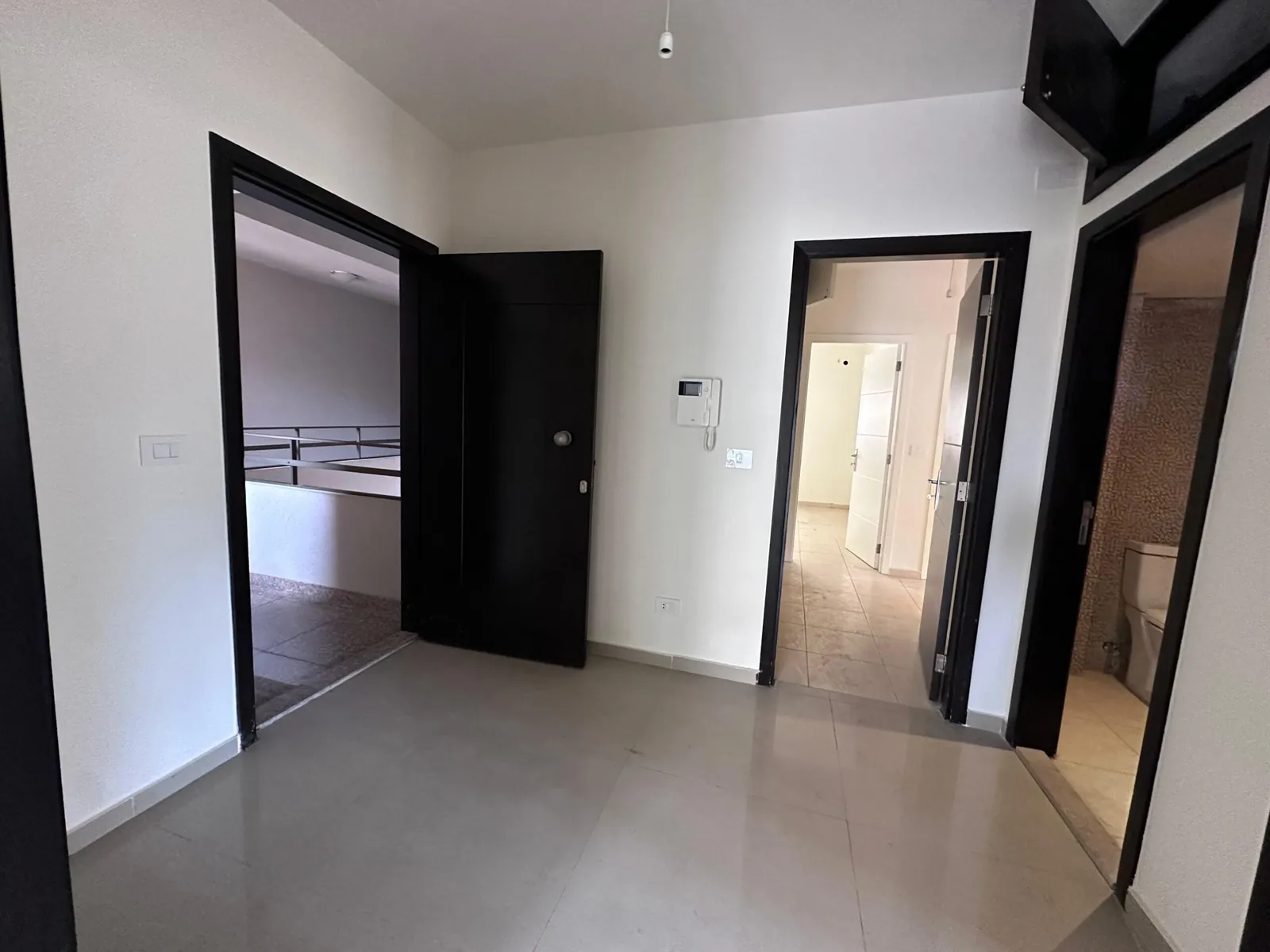 Apartment for Rent in Halat, spacious and well-appointed #6562 — الصورة 2