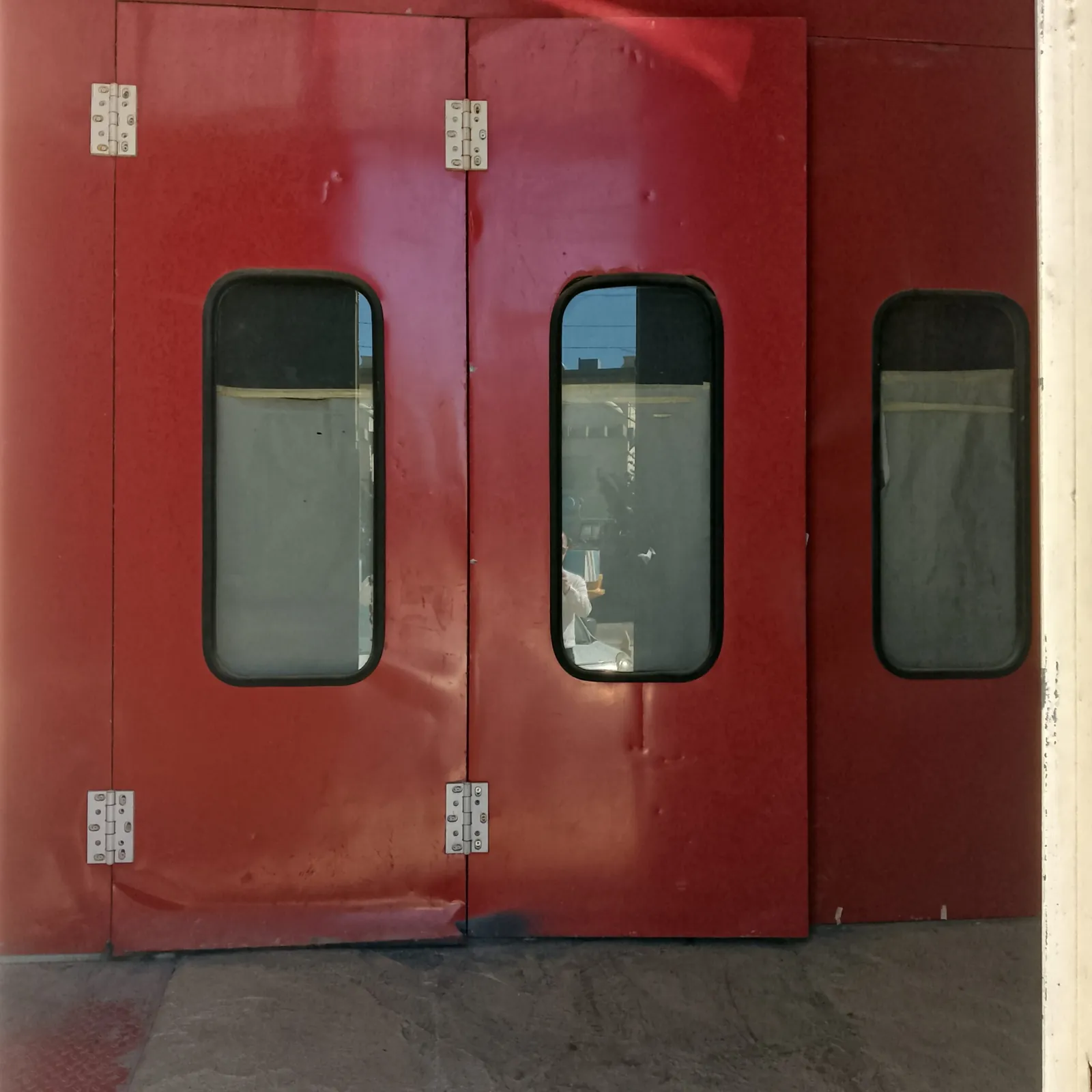 Madine el sinayia shop 280m+120m terrace equipped for car painting #6575 — الصورة 2
