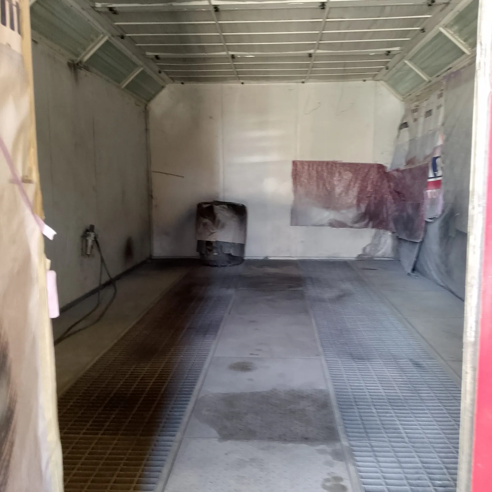 Madine el sinayia shop 280m+120m terrace equipped for car painting #6575 — الصورة 3