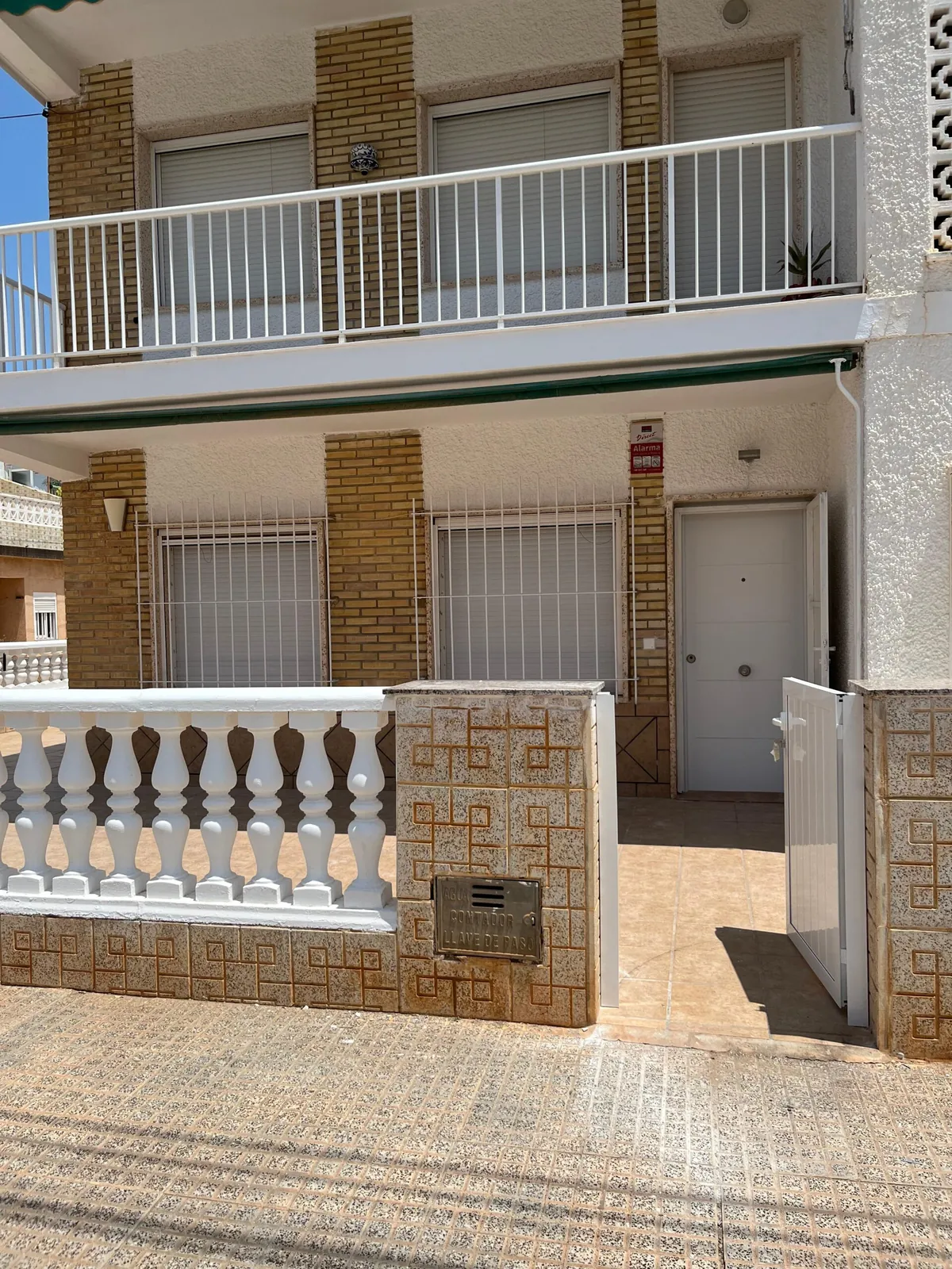 Spain Get your residency! fully renovated apartment walking distance to beach #S3