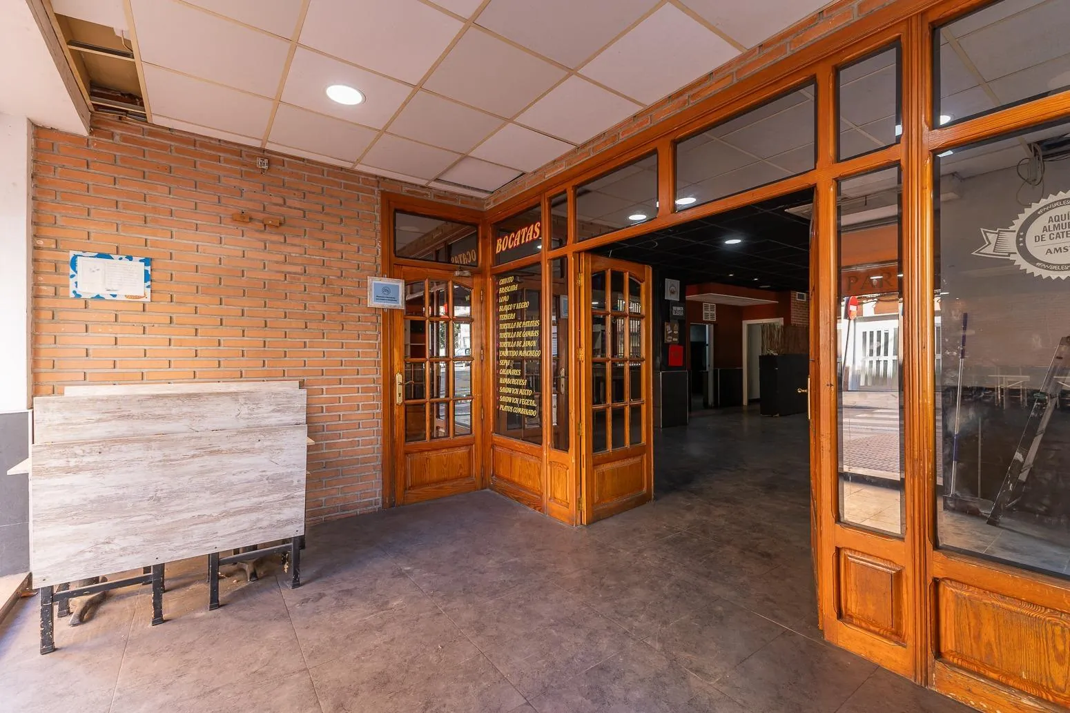 Commercial premises for Sale, Paterna, Valencia in a prime area 006555 — photo 3