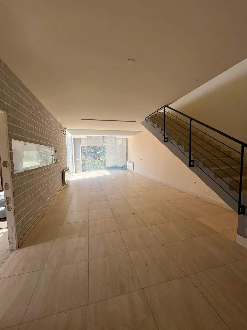 Zahle boulevard shop 165 sqm two floors for Rent prime location #6691