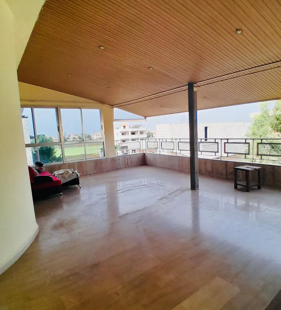 Zahle riyak apartment 240 sqm with 40 sqm terrace for Sale #6692